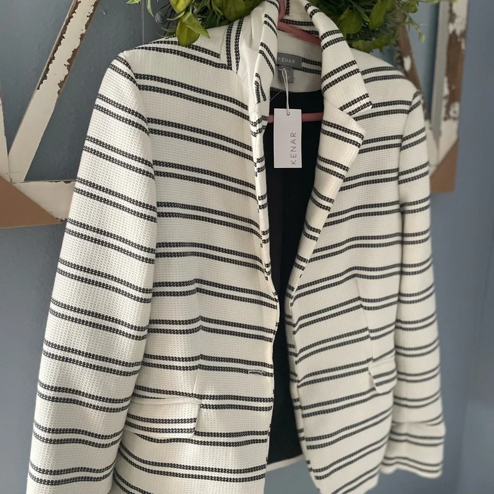 Kenar Jacket - Picture 4 of 4